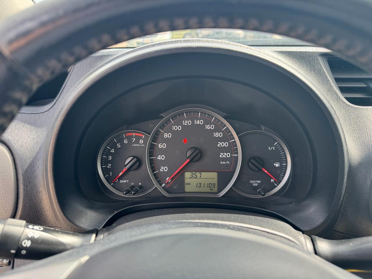 Toyota Yaris 1.0 5 porte