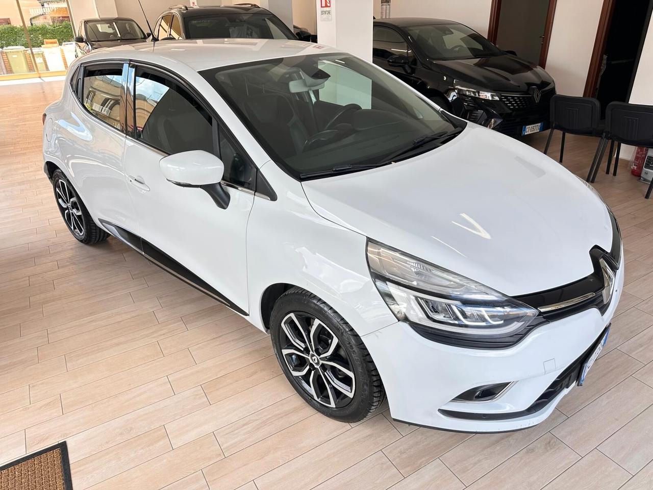 Renault Clio dCi 8V 90CV EDC Start&Stop 5 porte Energy Intens