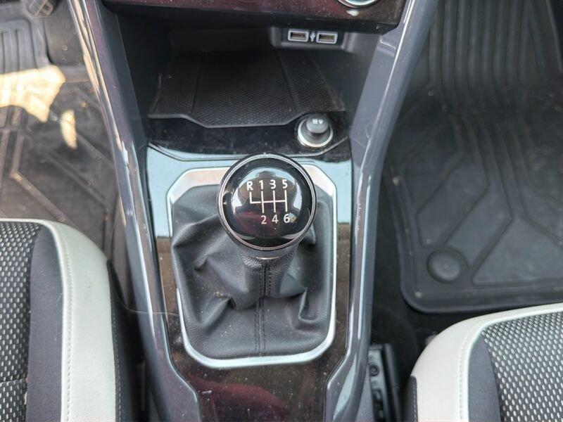 Volkswagen T-Roc 1.6 tdi Style
