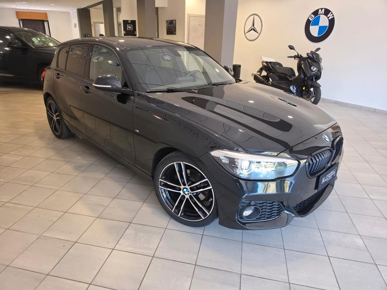 Bmw 118 118d 5p. Msport