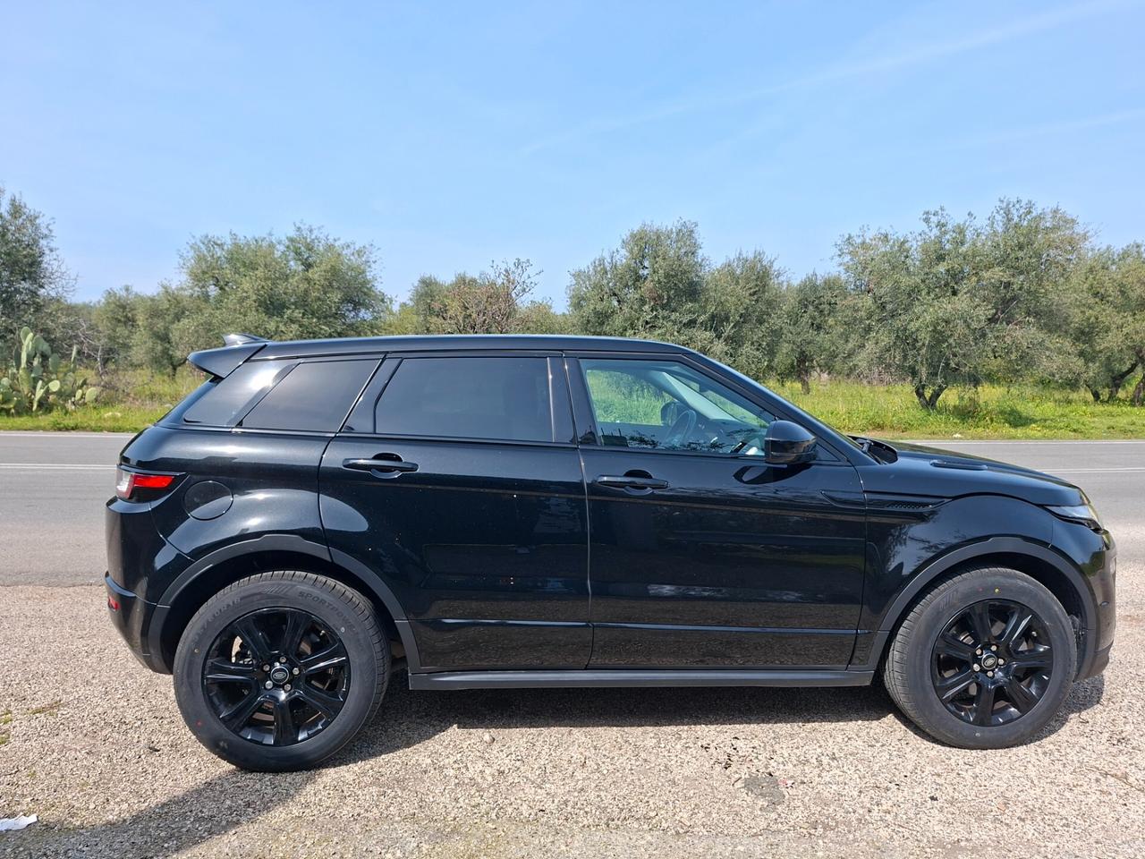 Land Rover Range Evoque 2.0 TD4 180 CV 5p. SE Dynamic