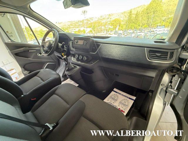 NISSAN NV300 2.0 dCi 150CV PL-TN Bus PASSOLUNGO 9 POSTI + IVA