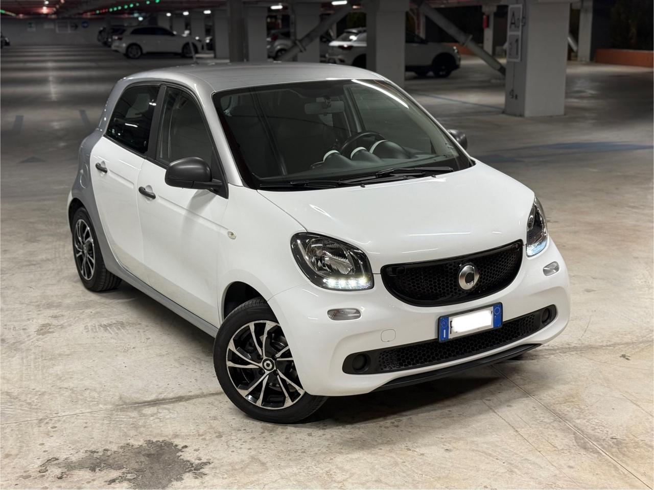 Smart ForFour 70 1.0 Youngster