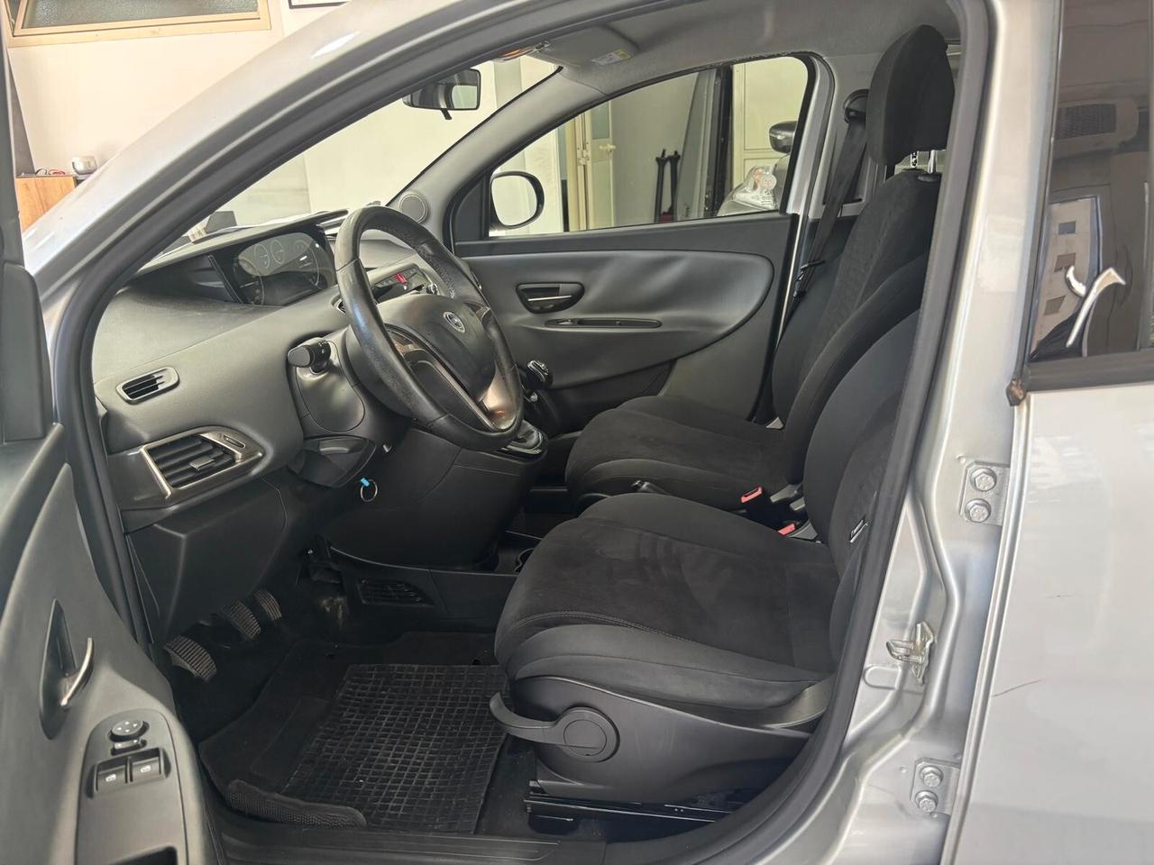 Lancia Ypsilon 1.2 69 CV 5 porte Elle