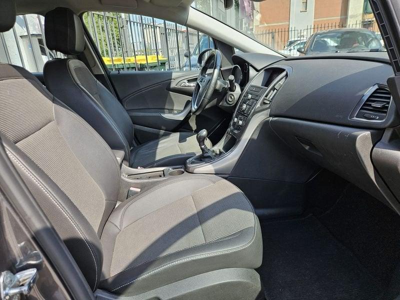 Opel Astra Astra 5p 1.4 turbo Cosmo