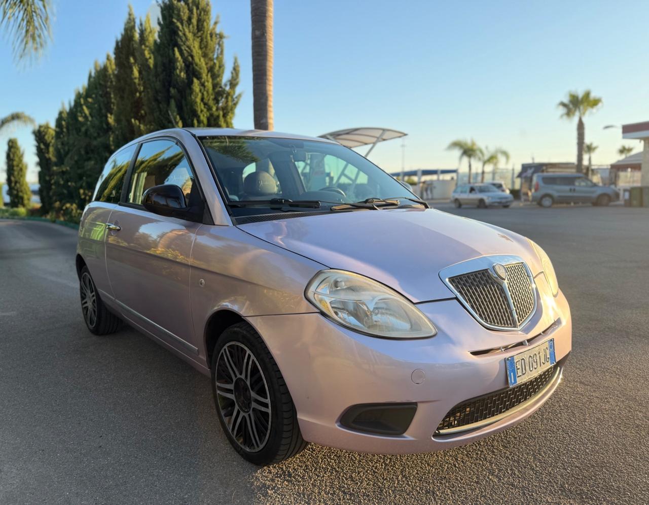 LANCIA YPSILON 1.3 MJT 75CV ELLE (55kw) SOLI 156.000KM!!
