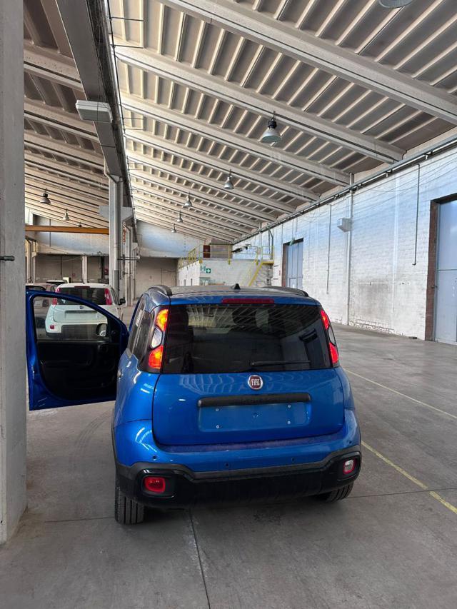 FIAT Panda New Panda 1.0 FireFly S&S Hybrid Pandina