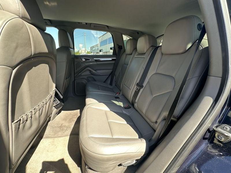 Porsche Cayenne 3.0TD Tiptronic