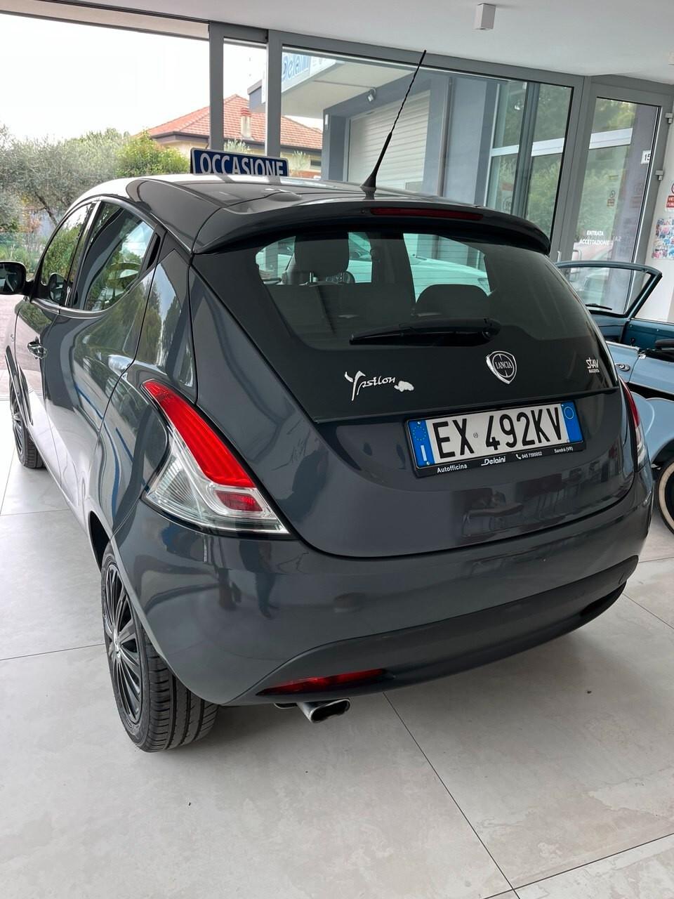 Lancia Ypsilon 1.2 69 CV 5 porte Elefantino 2