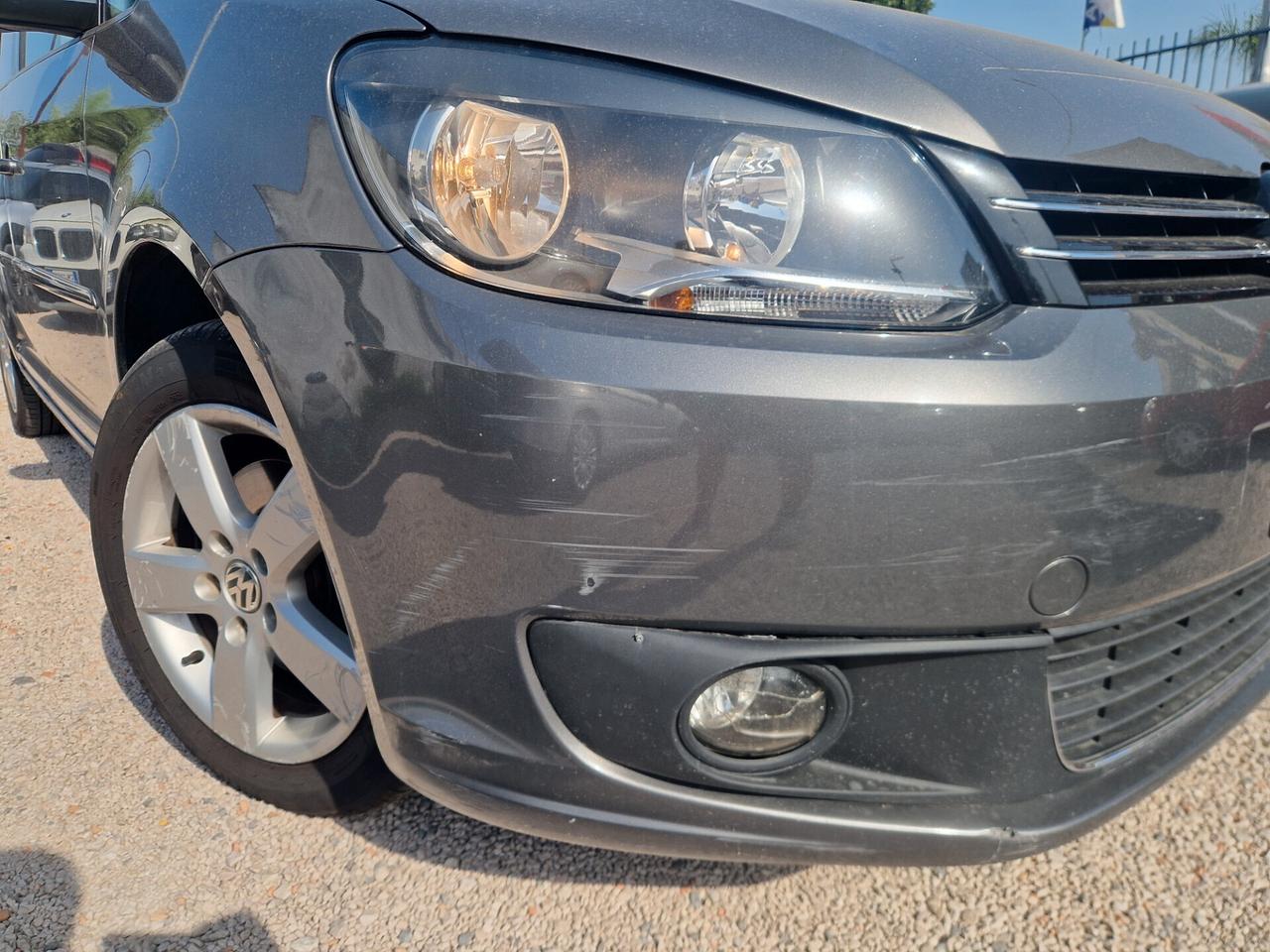 Volkswagen Touran 1.6 TDI DSG Comfortline-2014