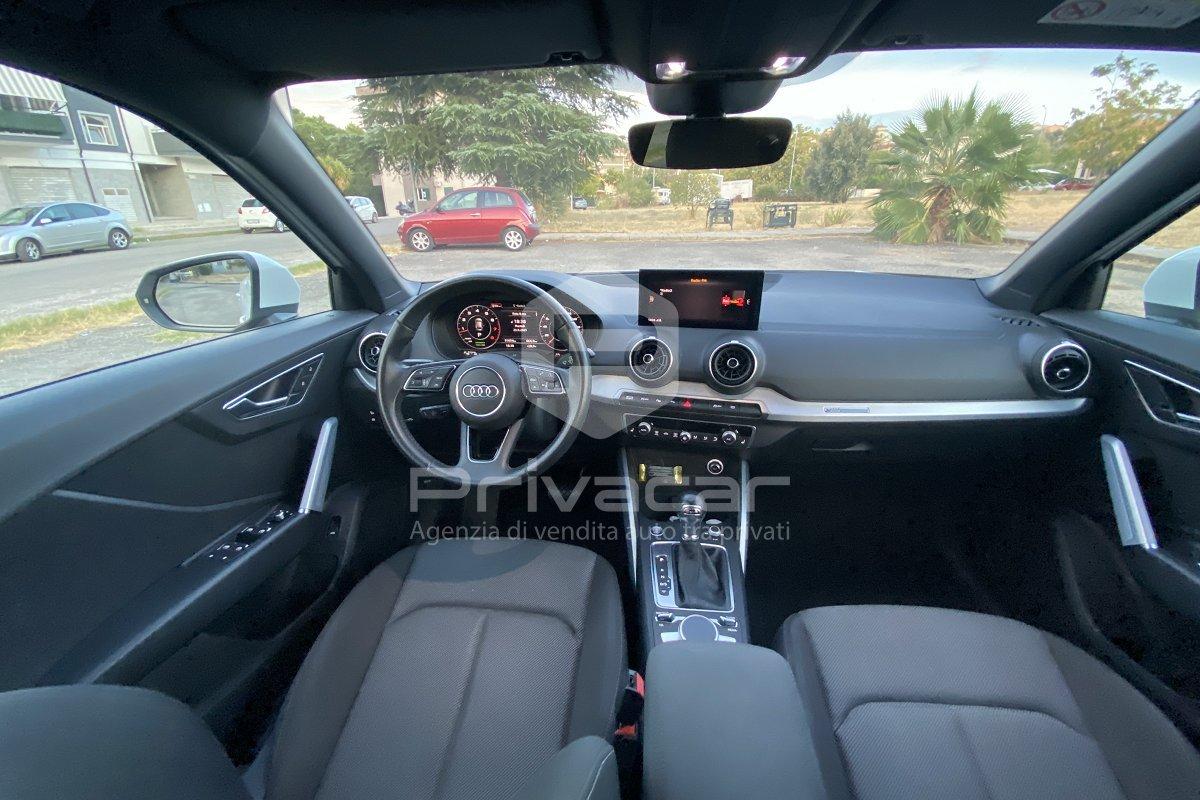 AUDI Q2 35 TFSI S tronic Business Design
