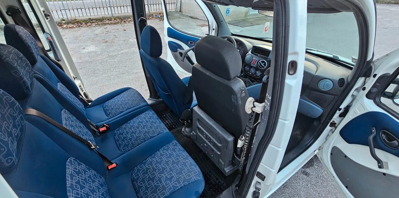 Fiat Doblo 1.9 JTD TRASPORTO DISABILI