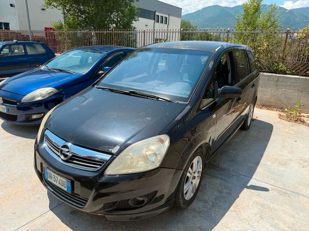 Opel Zafira 7 posti BENZ/METANO