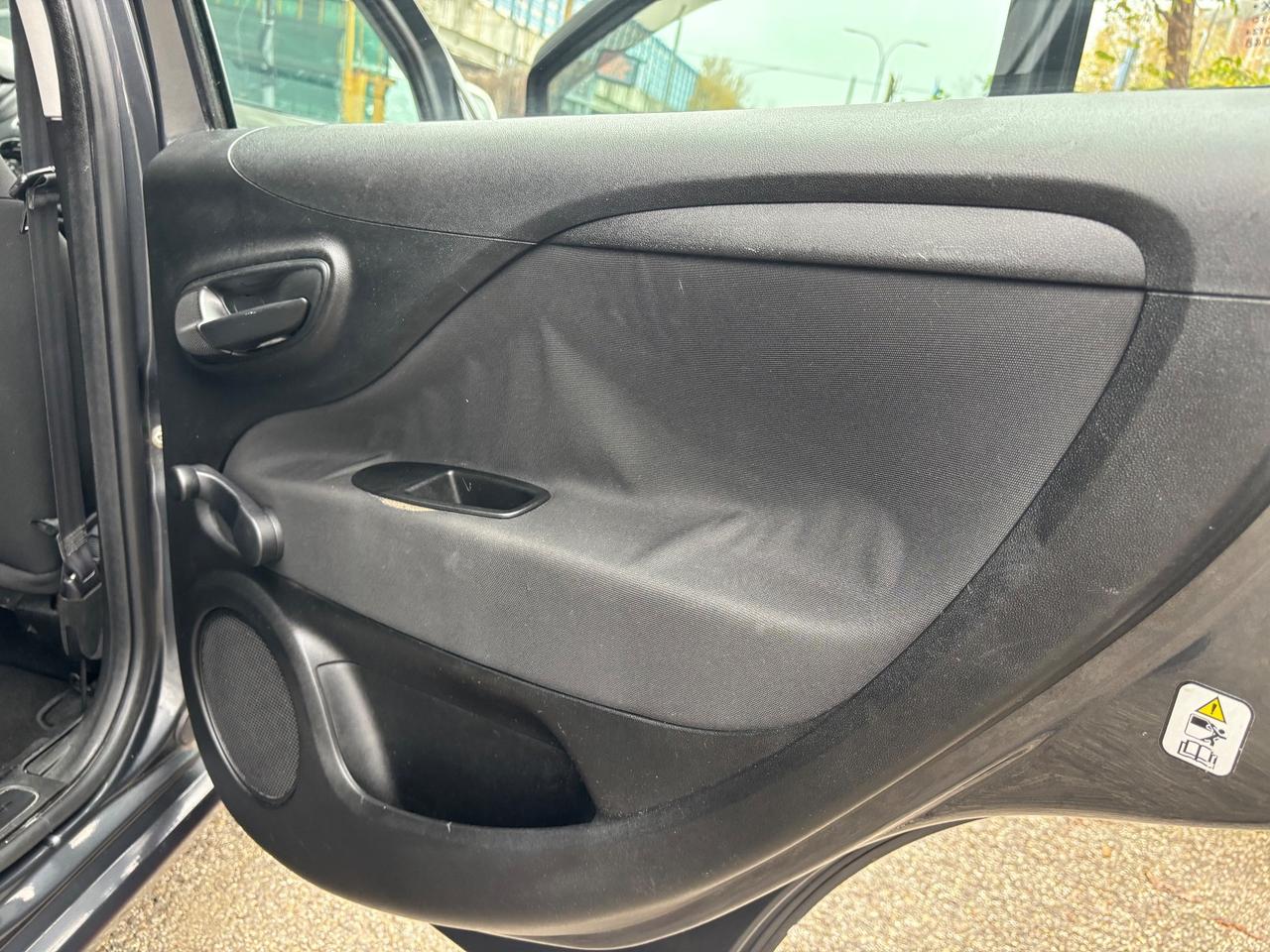 Fiat Punto Evo 1.3 Mjt 75 CV 5 porte Dynamic ok Neopatentati