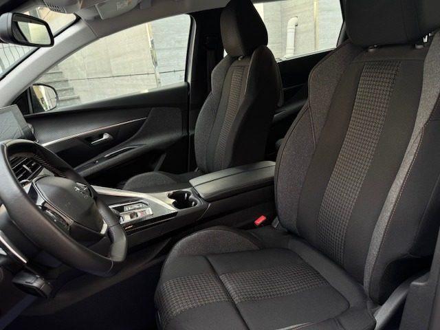 PEUGEOT 5008 BlueHDi 130 S&S EAT8 Active Business