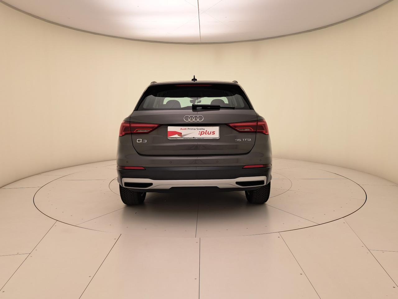 Audi Q3 35 1.5 tfsi business advanced s-tronic