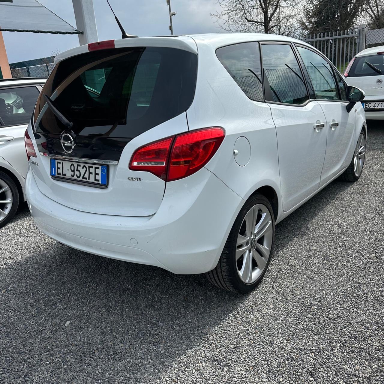 Opel Meriva 1.7 CDTI 110CV b-color Panoramic