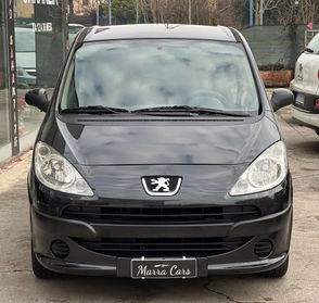 Peugeot 1007 1.4 Happy - benzina - neopatentati