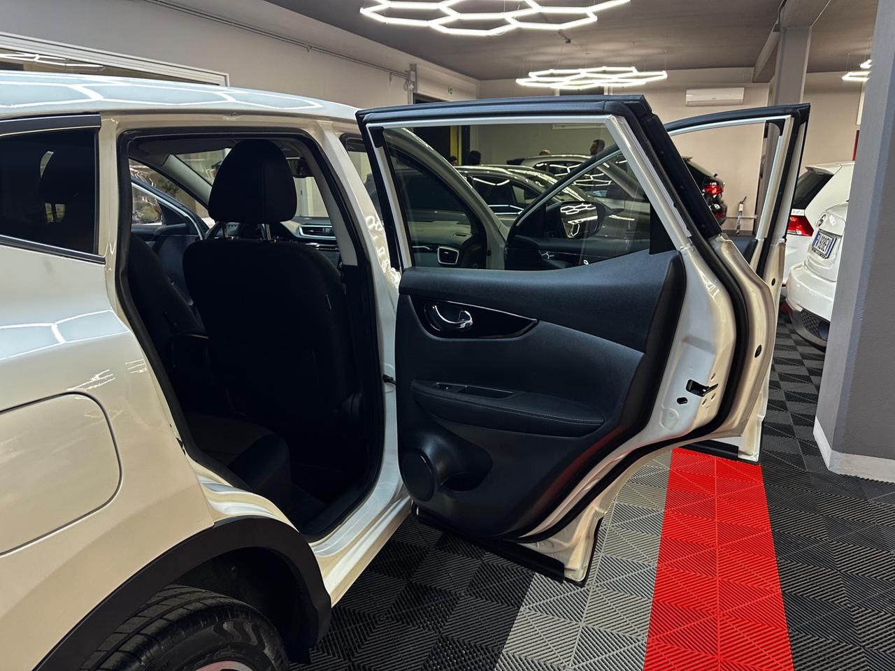 Nissan Qashqai 1.5 dCi - FABIANOAUTO