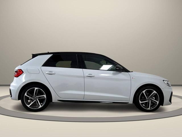 AUDI A1 SPB 30 TFSI Identity Black
