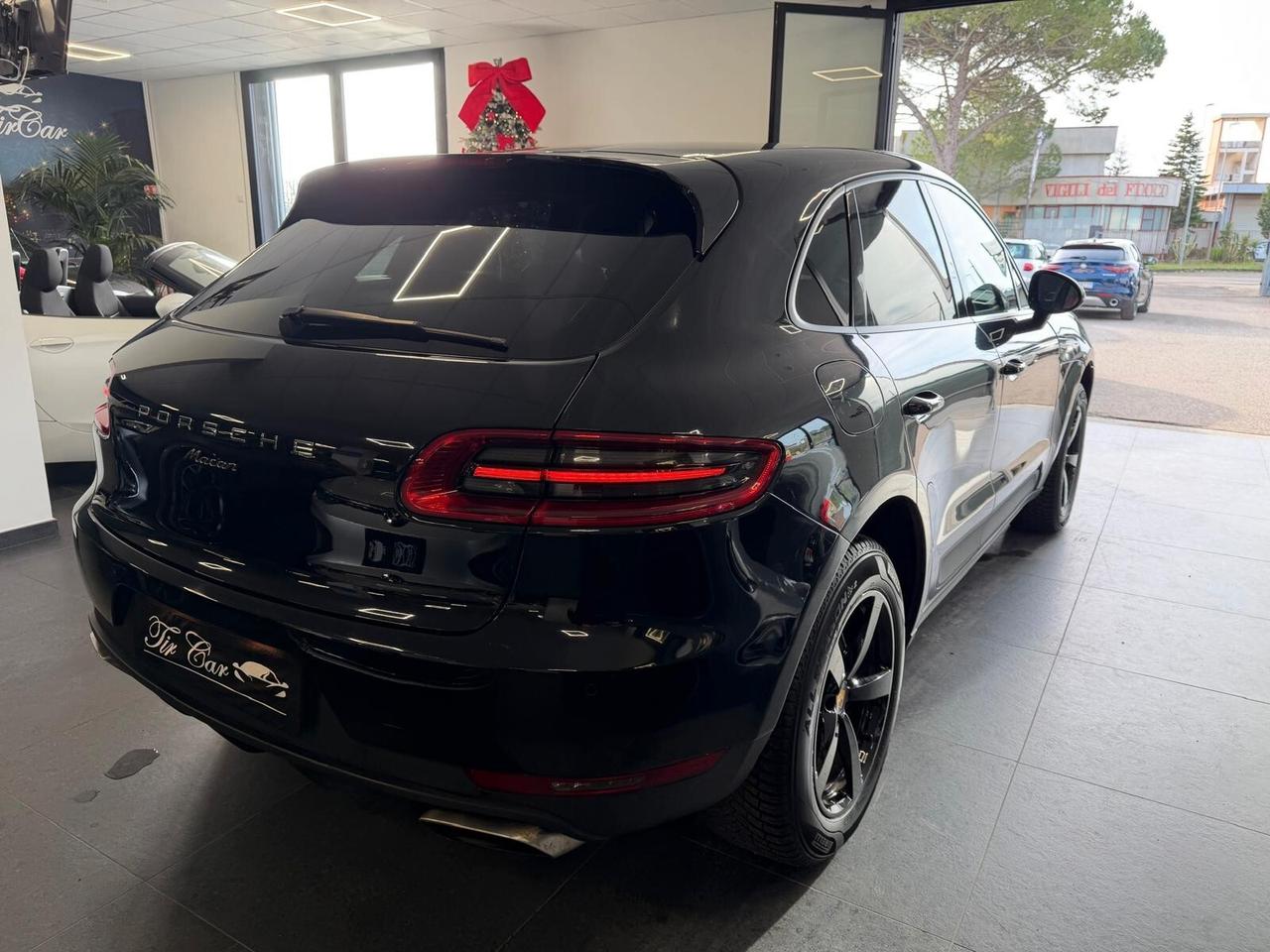 PORSCHE MACAN 2.0 BENZINA 252CV PDK PELLE NAVI CAM ANNO 2017