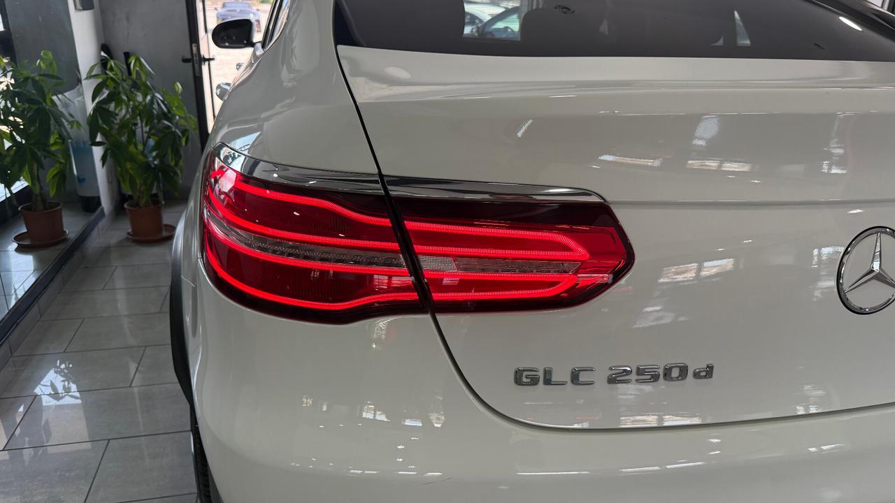 MERCEDES GLC 250 D COUPE' PREMIUM AMG TETTO