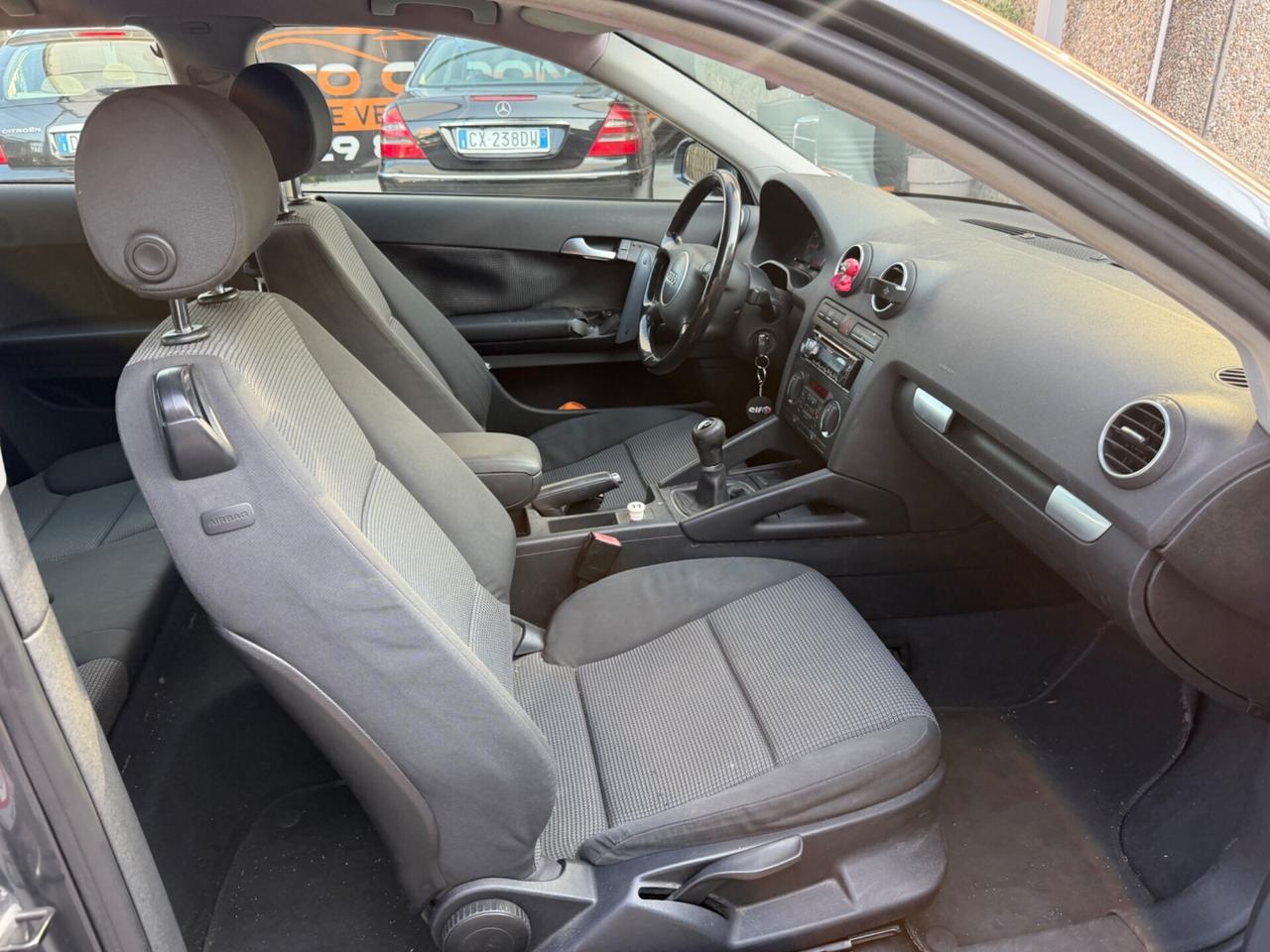 AUDI A3 SPORT-BACK 1.6 BENZINA EURO4 CLIMA FUNZIONATE