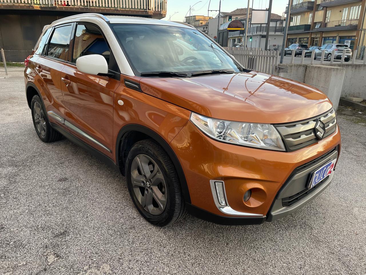 Suzuki Vitara 1.6 DDiS V-Top BI COLOR