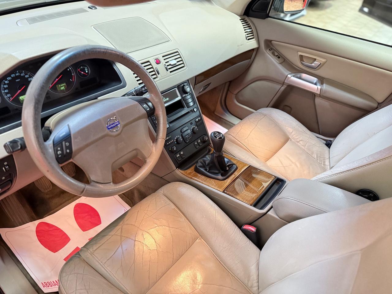 Volvo XC 90 XC90 2.4 D5 185 CV aut. AWD Executive