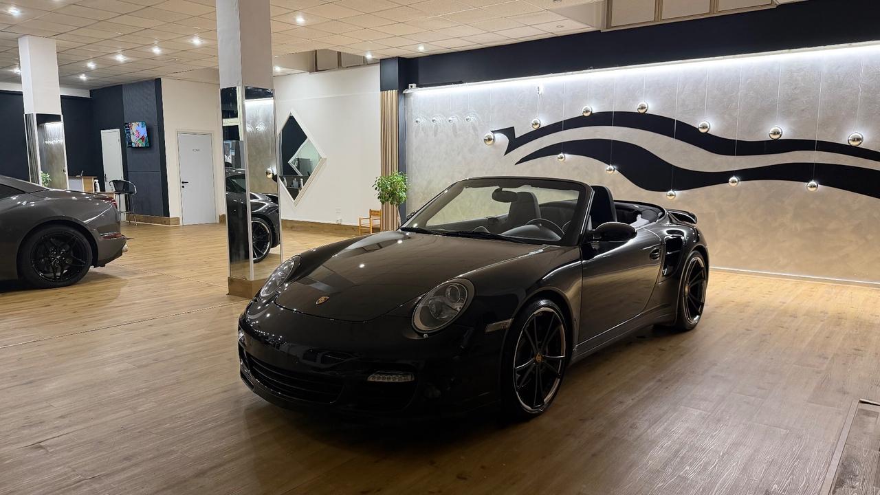Porsche 911 Turbo Cabriolet