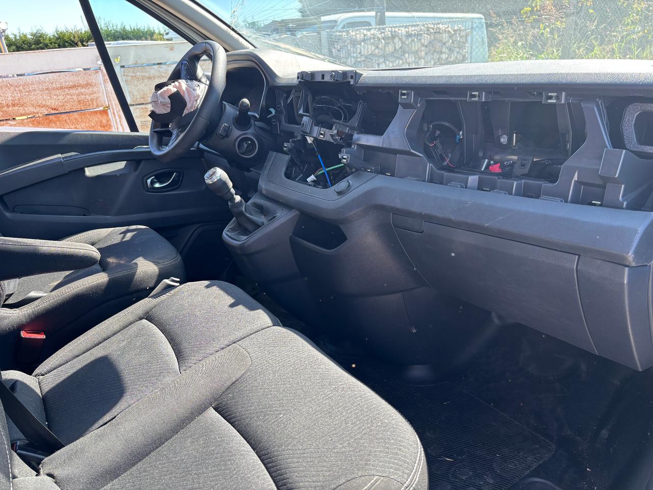 Renault Trafic T29 2.0 BluedCi 150CV PL-TA Furgone