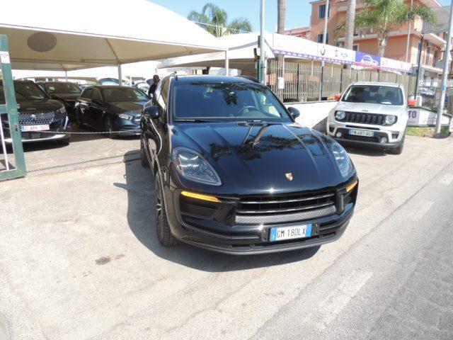 PORSCHE Macan 2.0