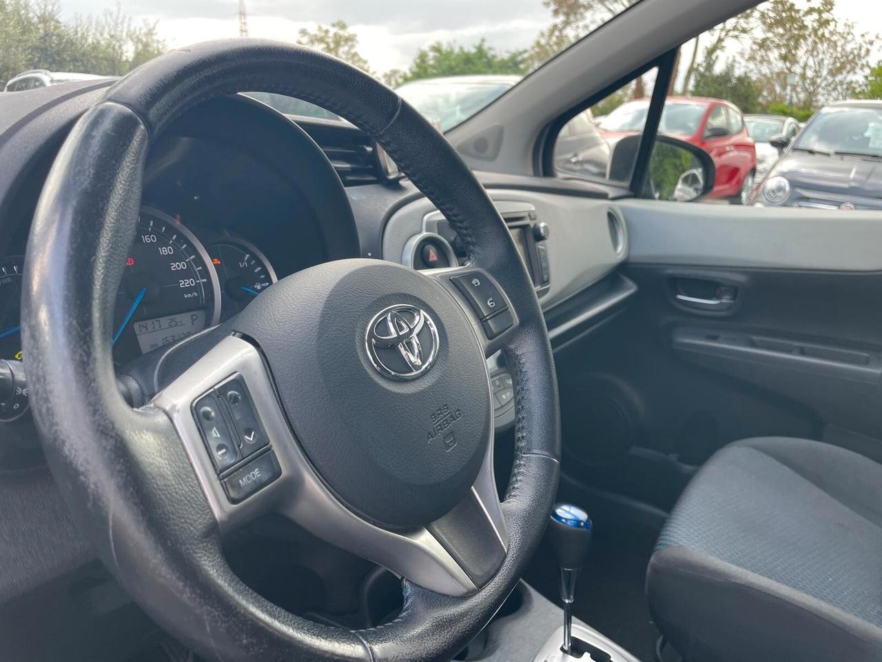 Toyota Yaris 1.5 Hybrid 5 porte Lounge Più