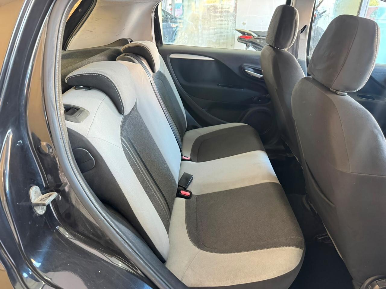 Fiat Punto 1.3 MJT II 75 CV 5 porte Lounge