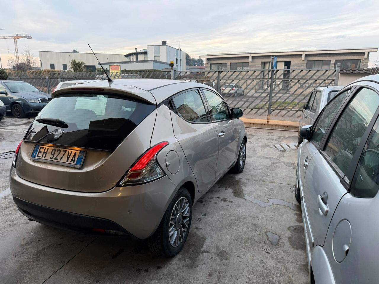 Lancia Ypsilon 1.3 MJT 16V 95 CV 5 porte S&S Silver