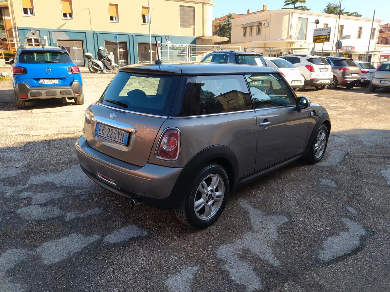 Mini 1.6 16V One (55kW) Neopatentati