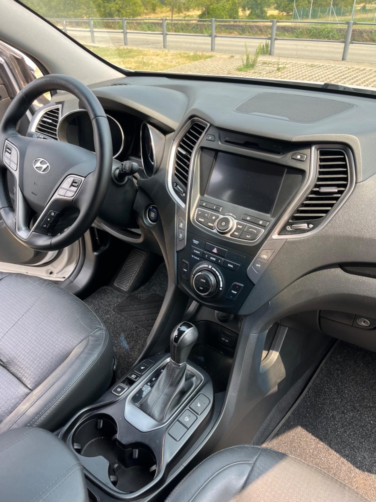 Hyundai Santa Fe 2.2 CRDi 4WD A/T Style