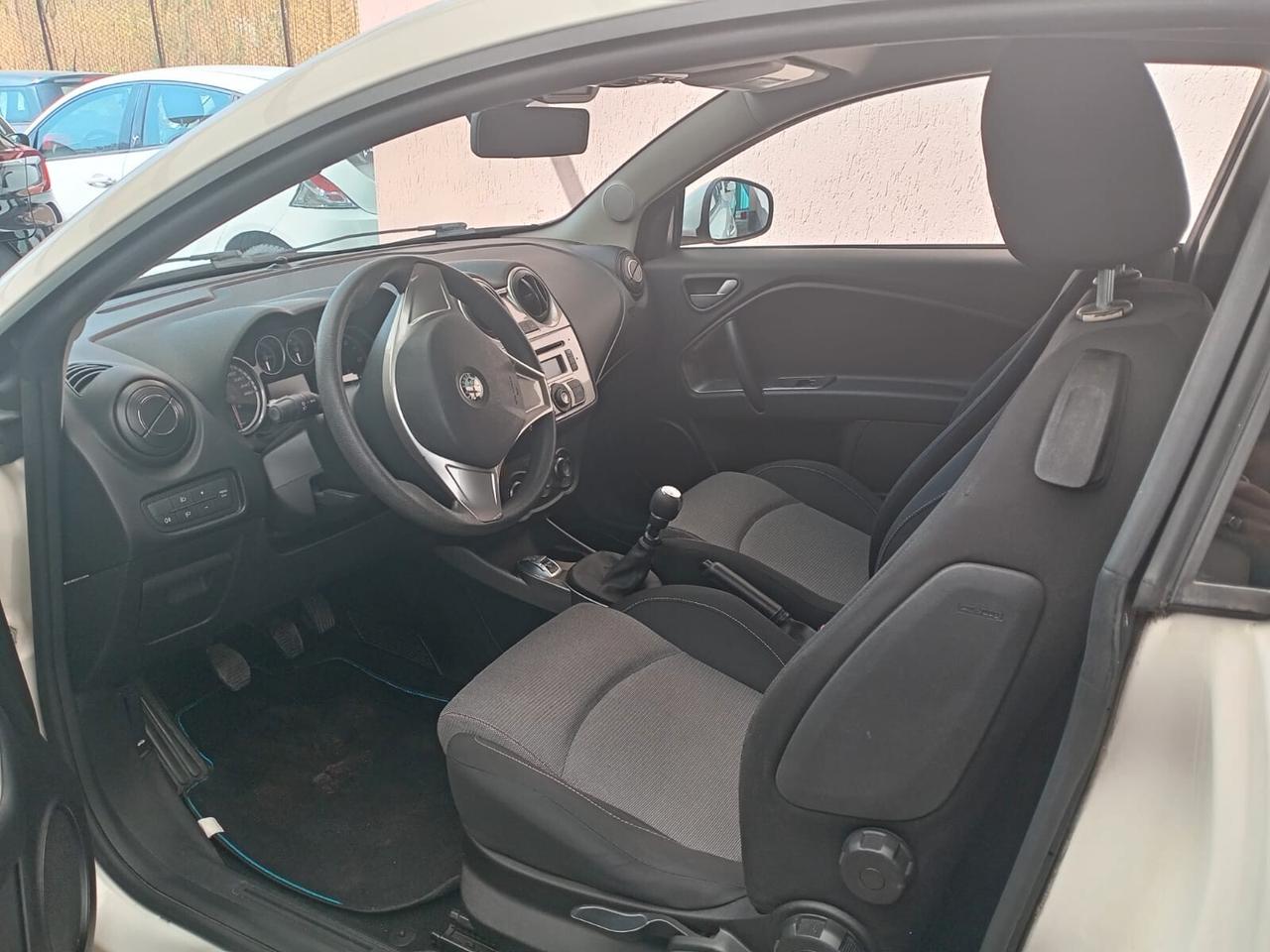 Alfa Romeo MiTo 1.4 78 CV Distinctive Sport Pack