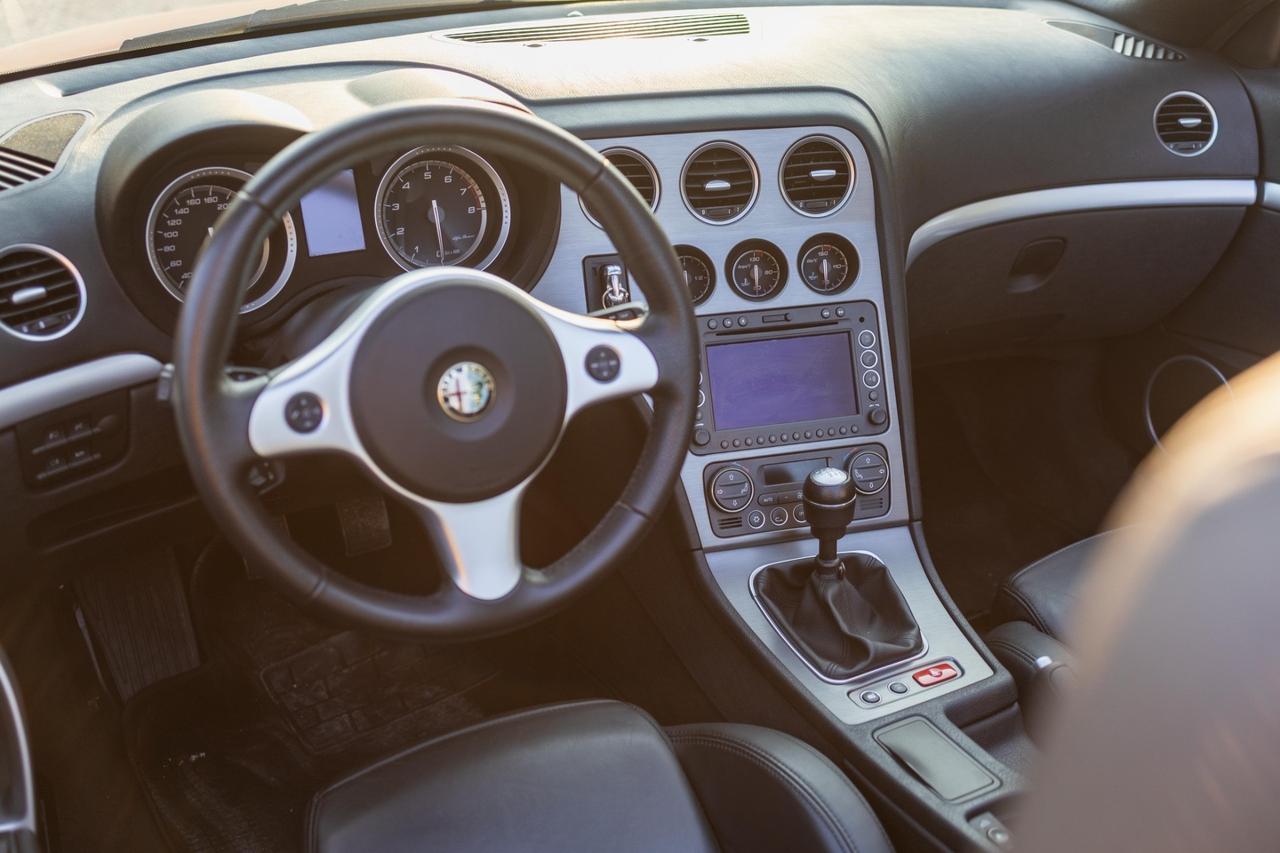 Alfa Romeo Brera Spider 3.2 V6 Q4 UNIPRO