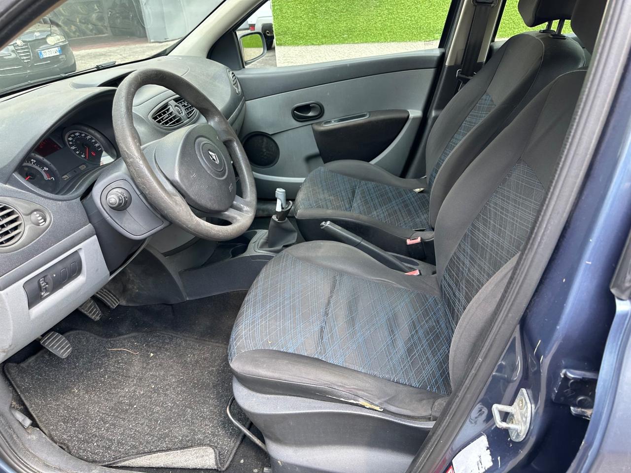 Renault Clio 1.4 16V 5 porte Dynamique