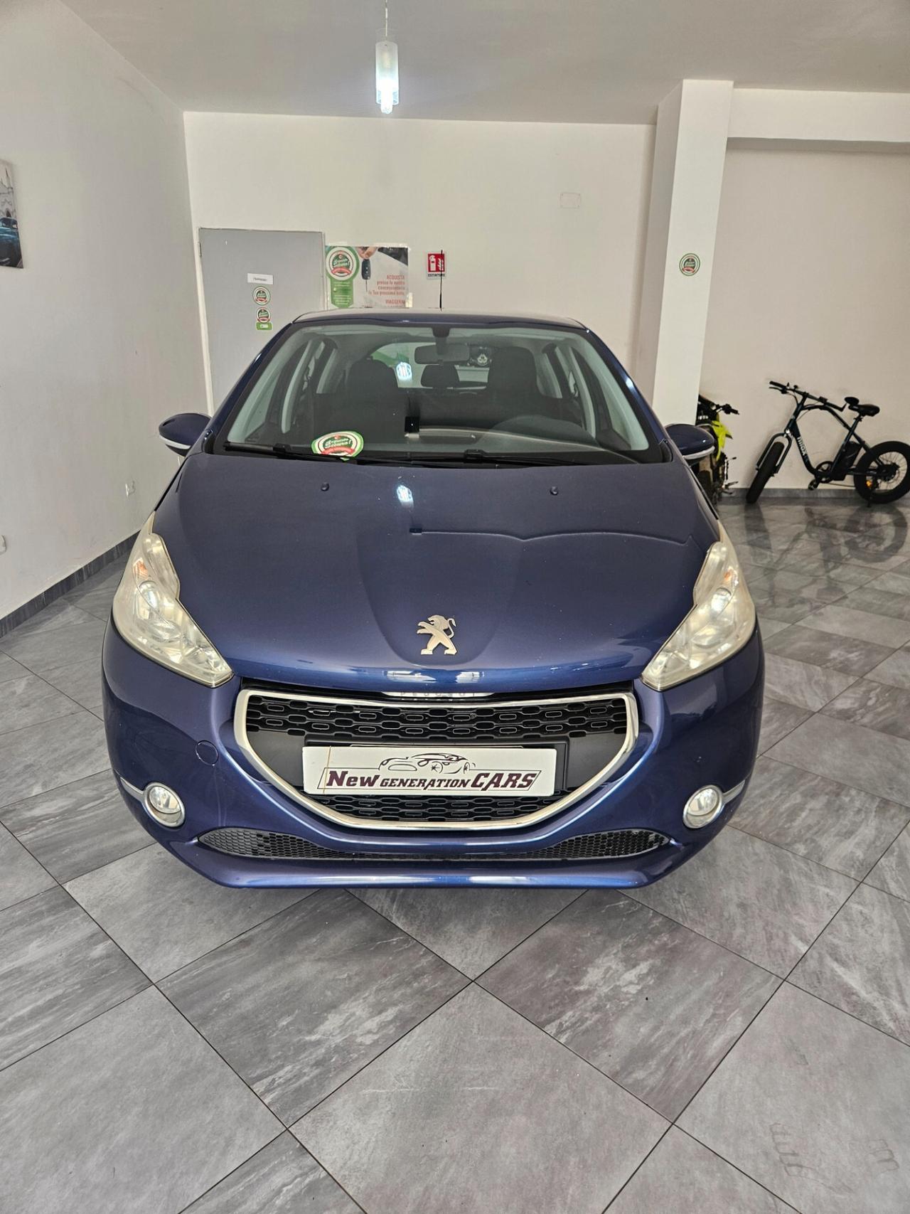 Peugeot 208 1.4 HDi 68 CV 5 porte Active