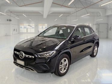 MERCEDES-BENZ GLA 250 e Plug-in hybrid Auto Bus Extra