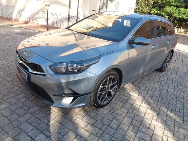 Ceed 1.6 CRDi 136 CV MHEV DCT SW Business NESSUN VINCOLO DI FINANZIAMENTO