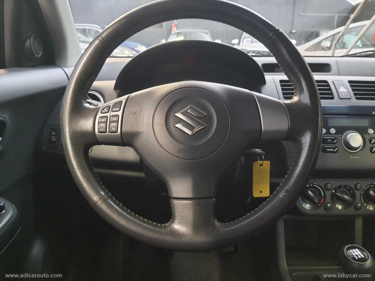 SUZUKI Swift 1.3 4x4 5p. GL