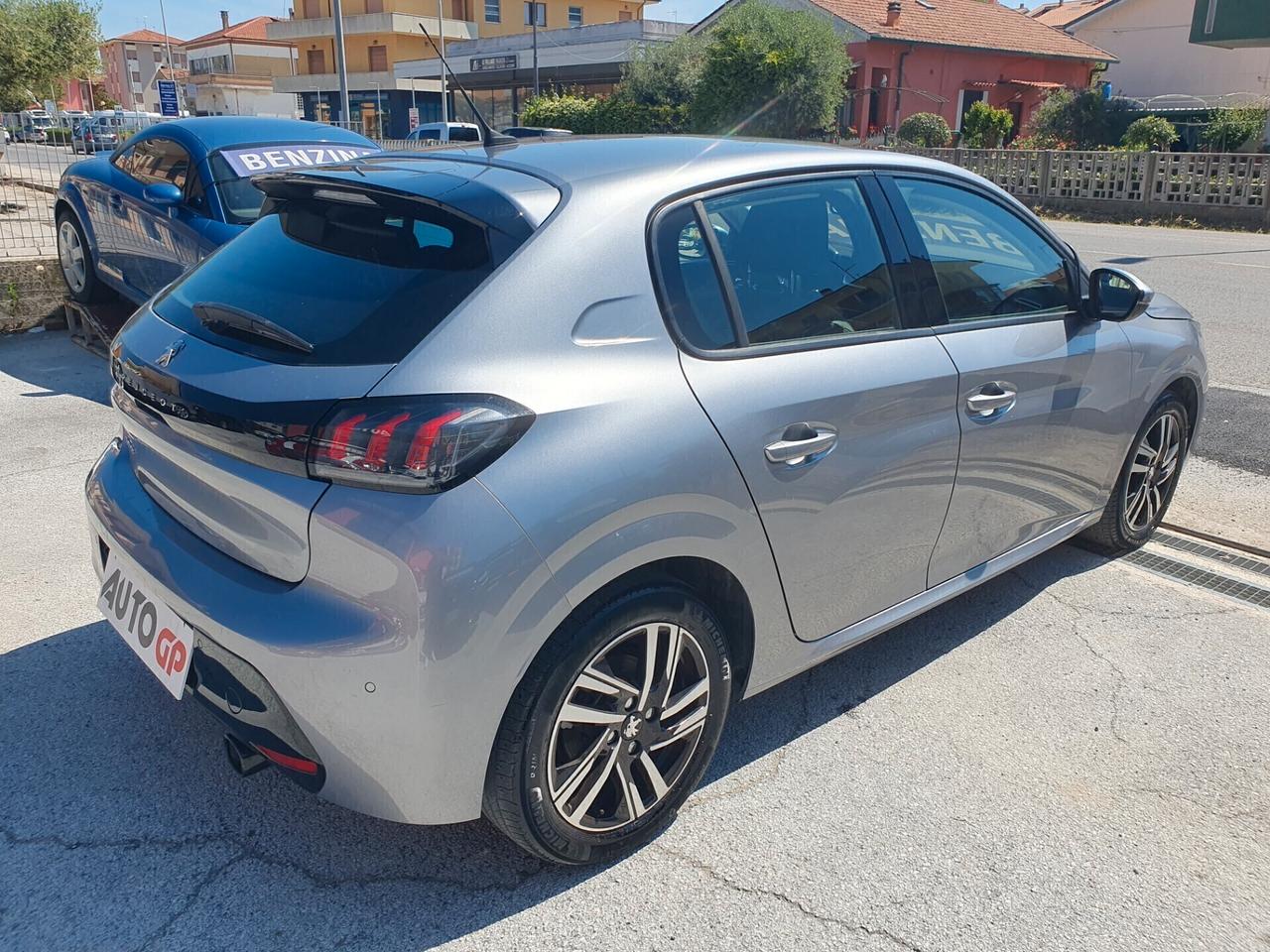 Peugeot 208 1.2 PureTech Allure Neopatentati 2020