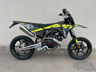 Fantic Motard XMF 125 PERFORMANCE PRONTA CONSEGNA