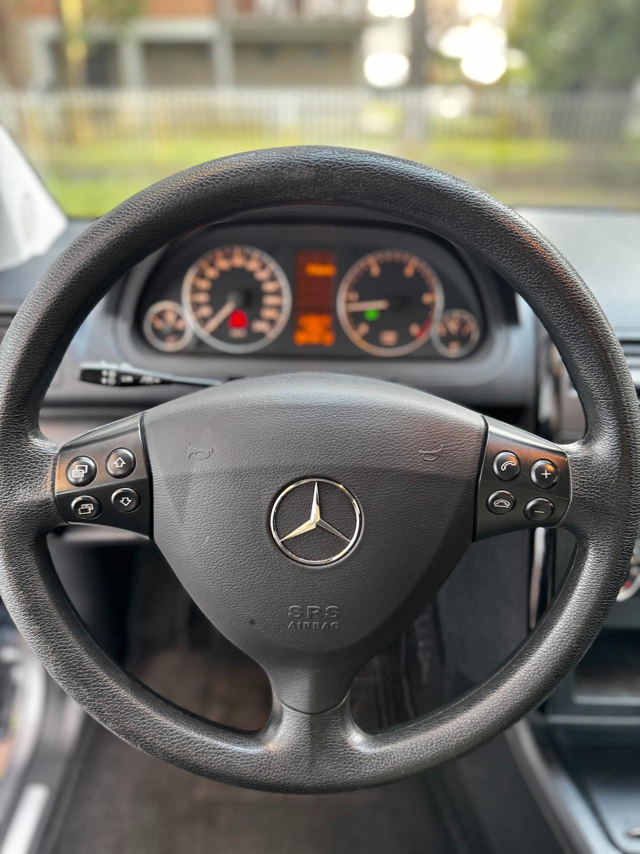 Mercedes-benz A 160 CDI AUTOMATIC Executive