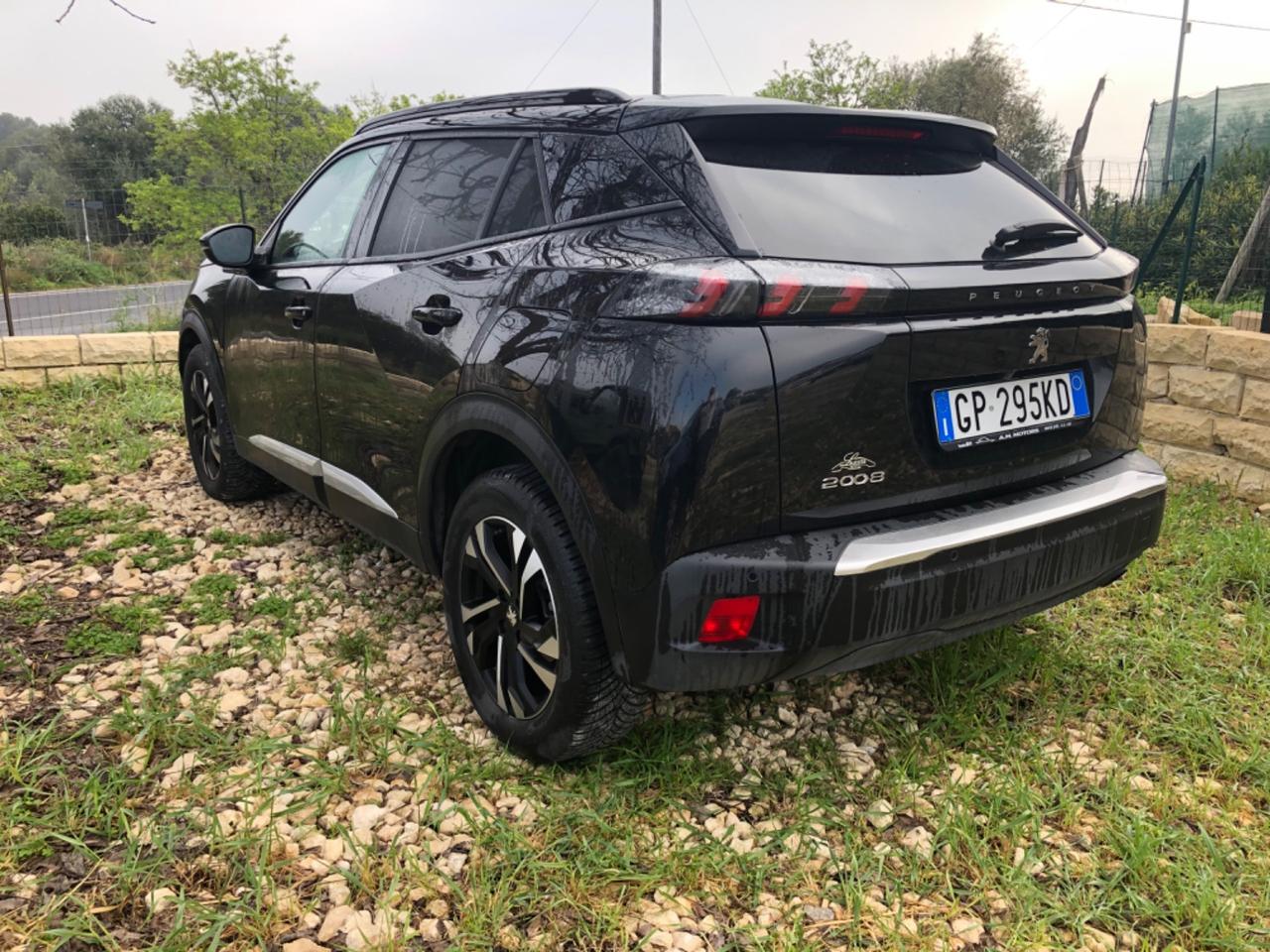 Peugeot 2008 PureTech 100 S&S Allure