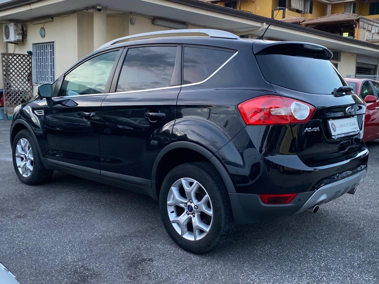 Ford Kuga 2.0 TDCi 163 CV 4WD Individual DPF