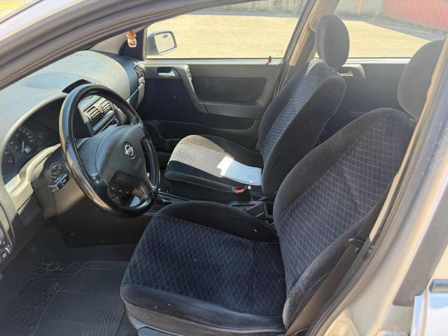 OPEL Astra 1.6i 16V cat 5p Club senza nessun lavoro da fare